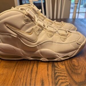 Nike Air Max Uptempo 95 Triple White Basketball Sneakers 922935-100 2017